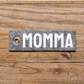 nyckelbricka med tryck - momma mormor morsmor jamska jämtska personlig nyckelring